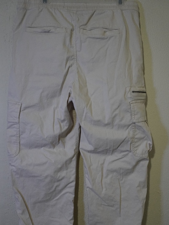 Hollister Women’s Long Cargo Pants – Beige – Size M - Picture 3 of 4